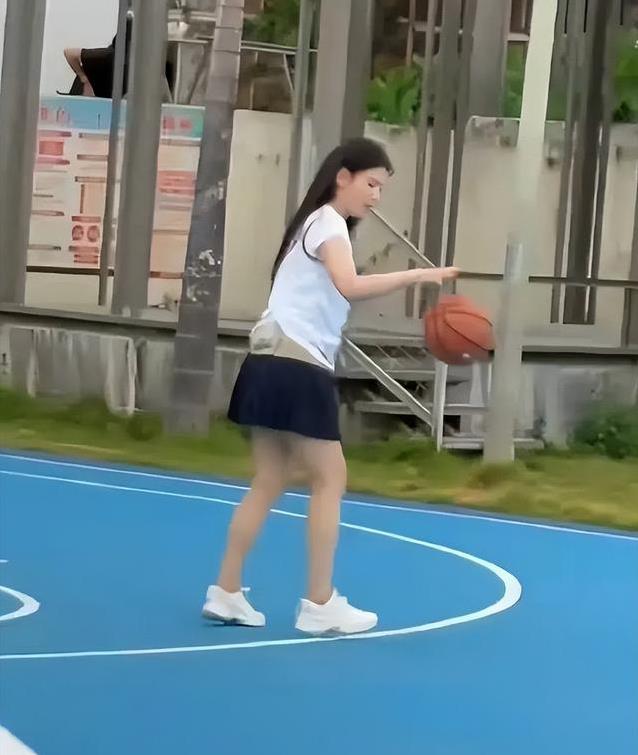 像她这样常, 亮点, 时间紧得像
