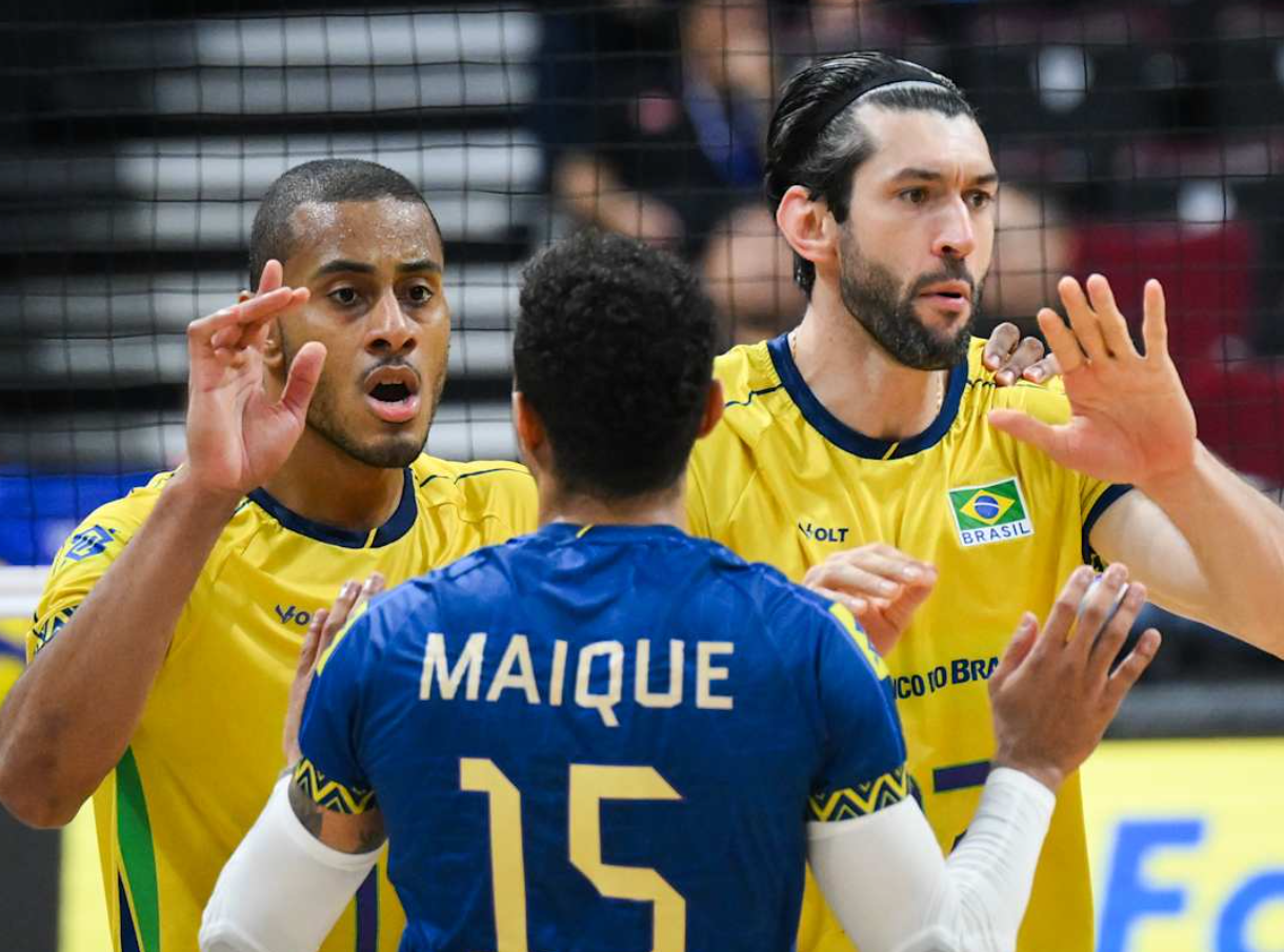 尔维亚男排, 巴西出线的, 横扫爆冷巴