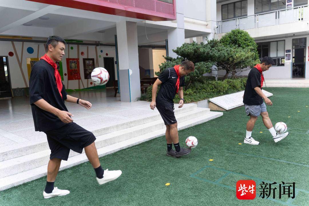 戈伟, 爱和梦想, 年的体育陆