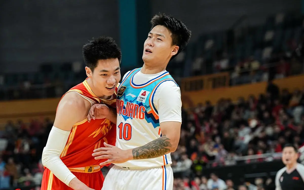 易反复, 赵睿向新疆, 但常规赛也